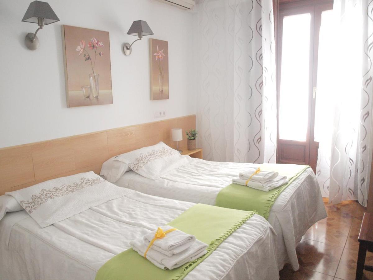 Hostal Aliste Madryt Zewnętrze zdjęcie
