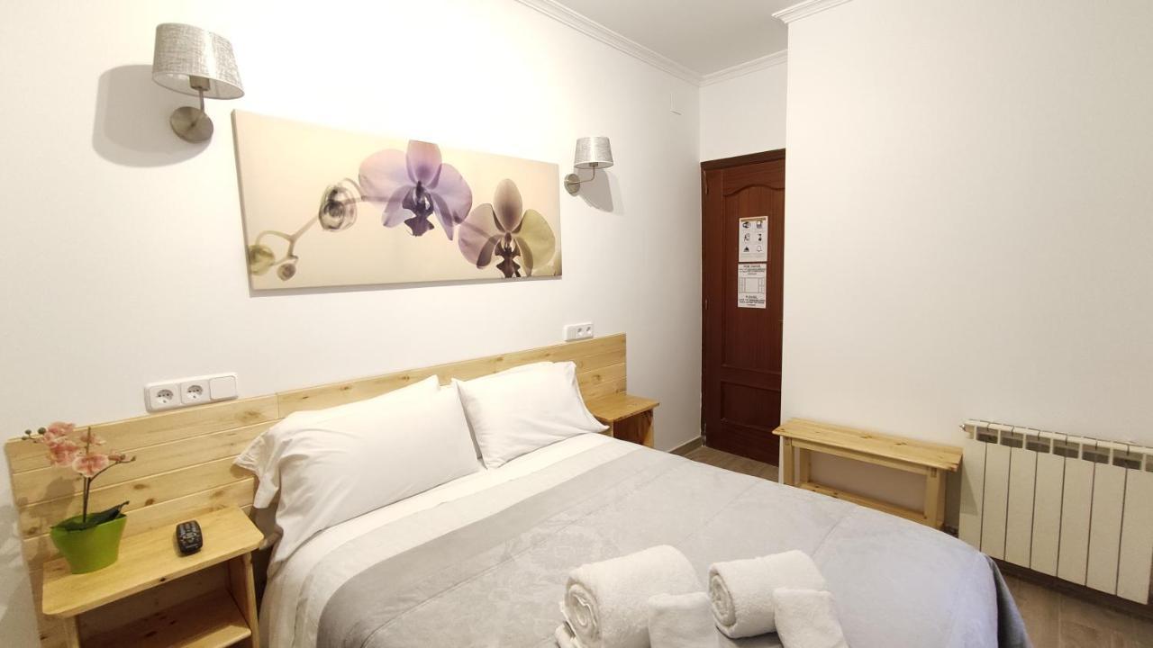 Hostal Aliste Madryt Zewnętrze zdjęcie