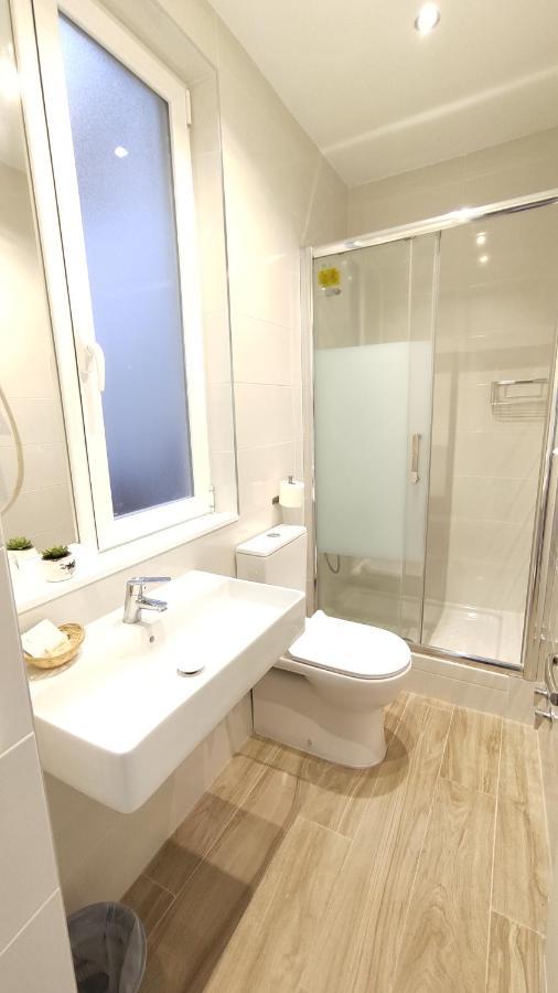 Hostal Aliste Madryt Zewnętrze zdjęcie