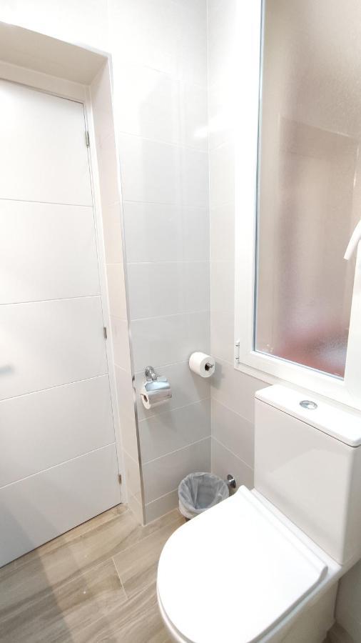 Hostal Aliste Madryt Zewnętrze zdjęcie