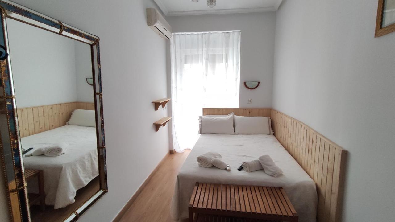 Hostal Aliste Madryt Zewnętrze zdjęcie