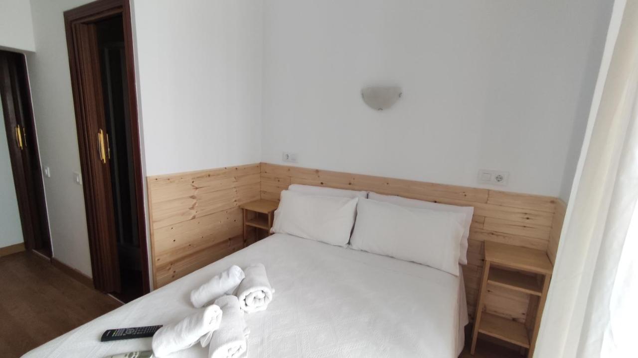 Hostal Aliste Madryt Zewnętrze zdjęcie
