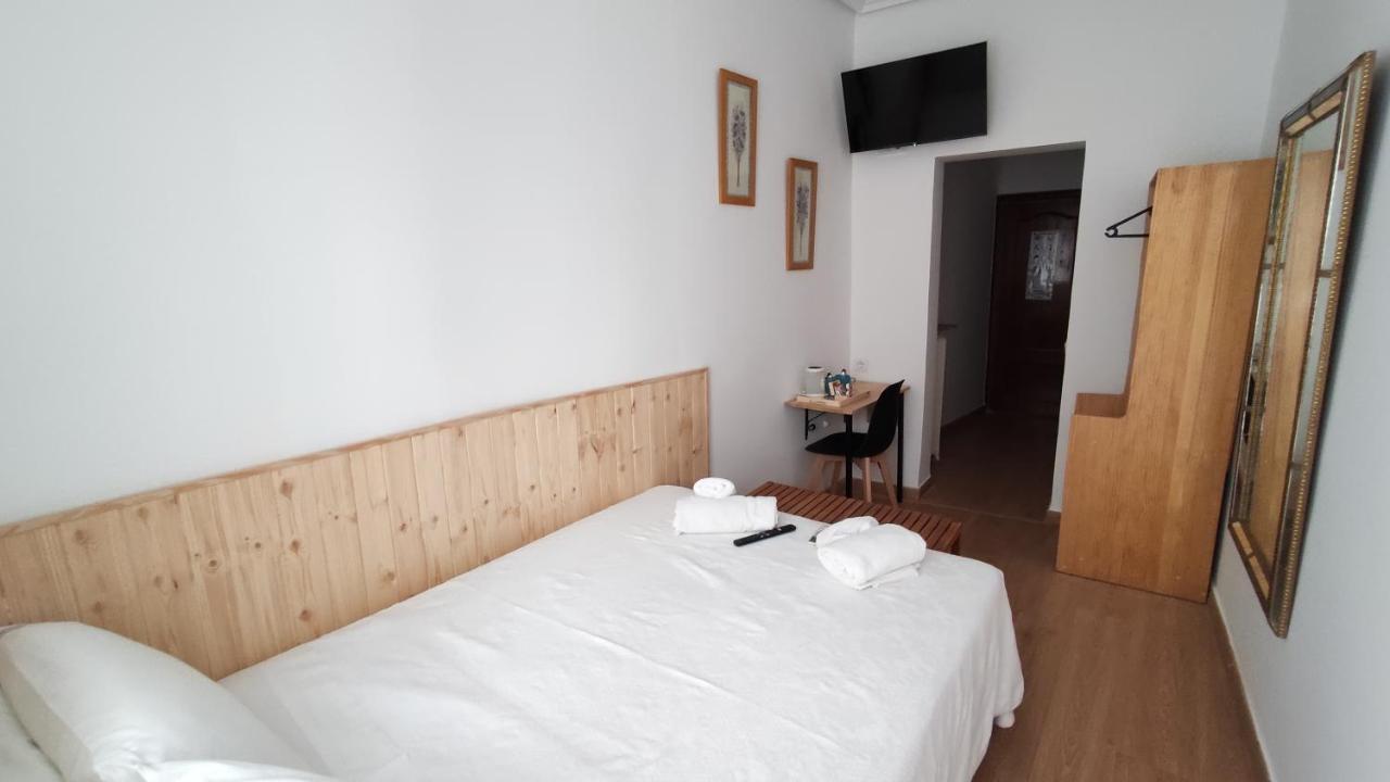Hostal Aliste Madryt Zewnętrze zdjęcie