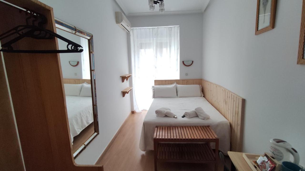 Hostal Aliste Madryt Zewnętrze zdjęcie
