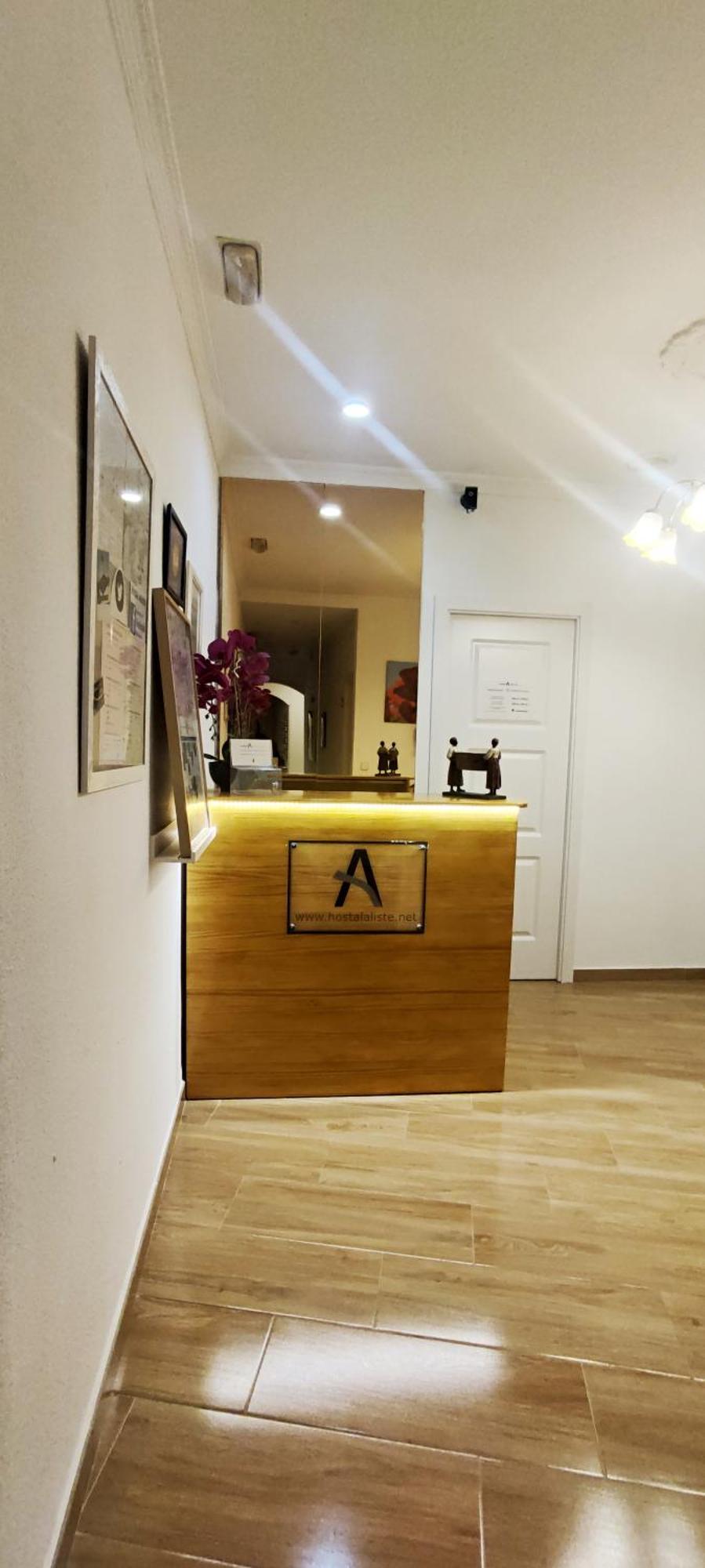 Hostal Aliste Madryt Zewnętrze zdjęcie
